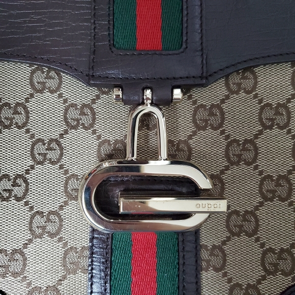 Vintage Gucci shoulder bag - Picture 2 of 11
